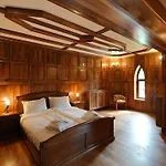 The Castle - Your Unique Way Of Retreat Gasthuis