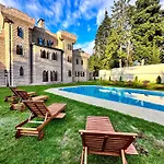 Gasthuis The Castle - Your Unique Way Of Retreat Borovets