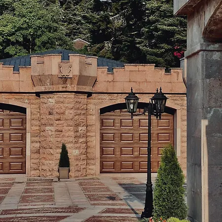 Penzion The Castle - Your Unique Way Of Retreat