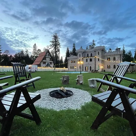 The Castle - Your Unique Way Of Retreat Penzion